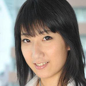柏木由实